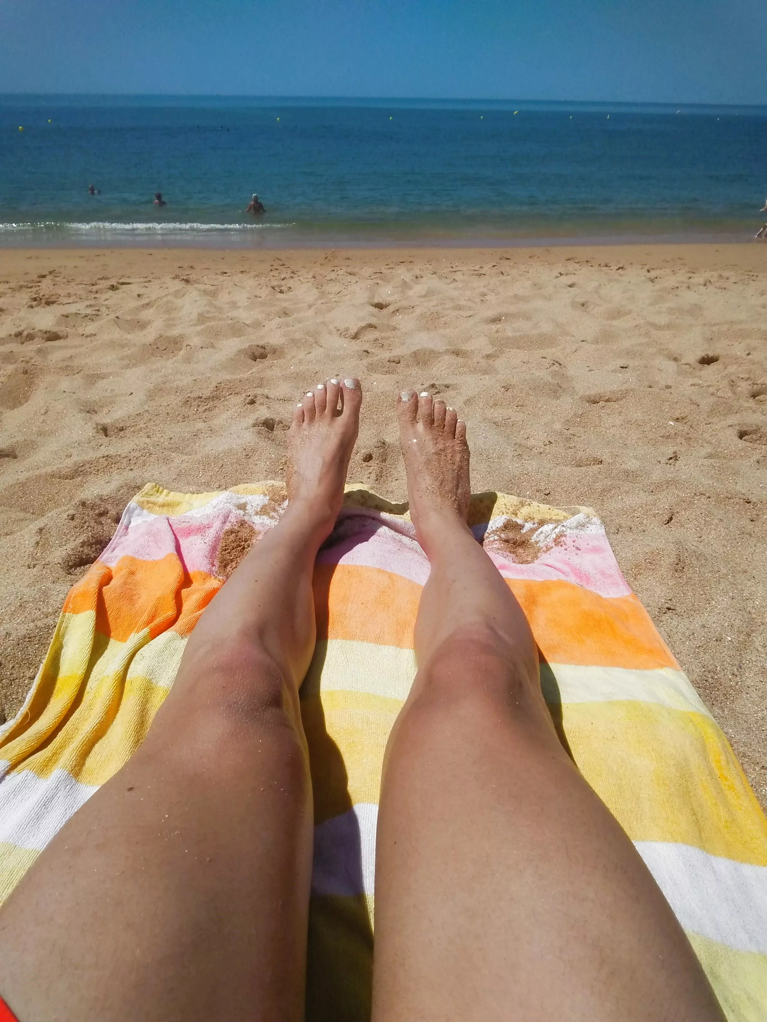 Missing summer beaches 🌞(New here, hope I'm welcome ✨)