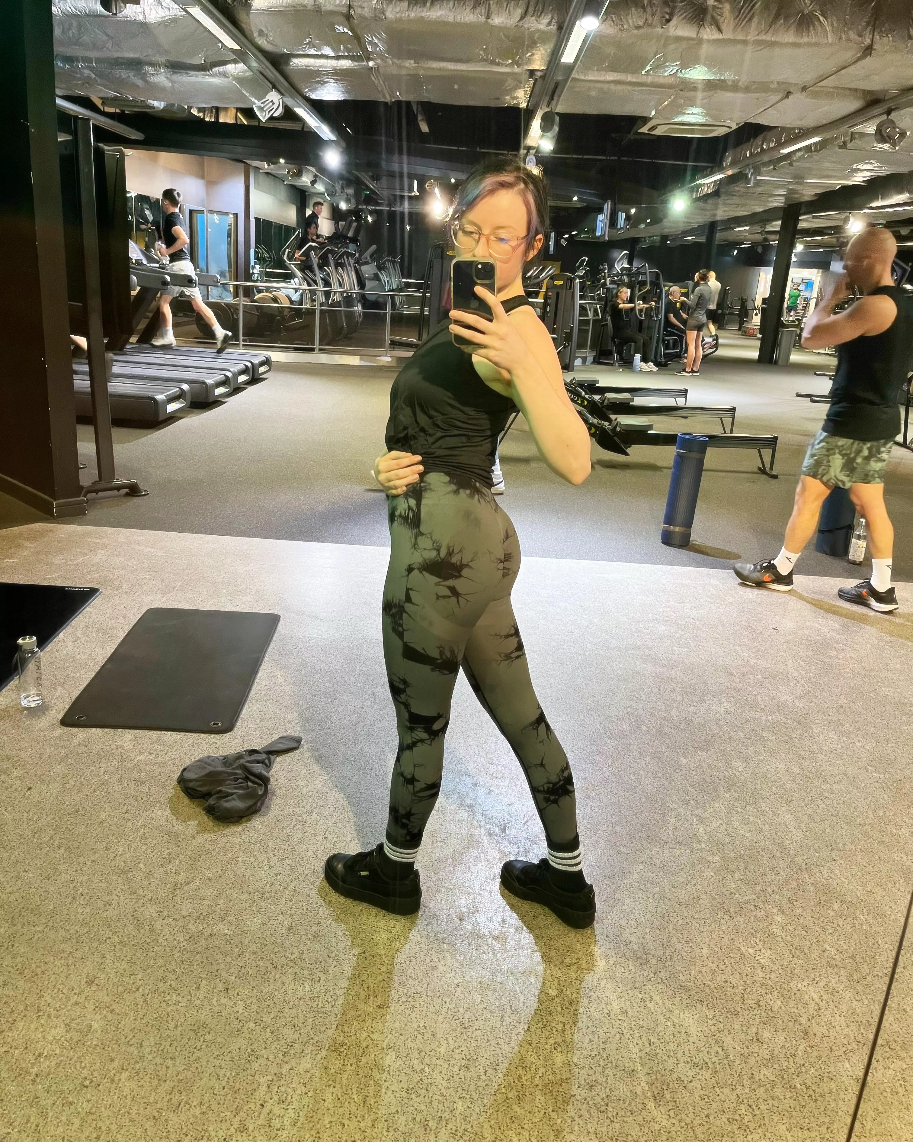 Post workout pic after leg day…. I sweat so much! 