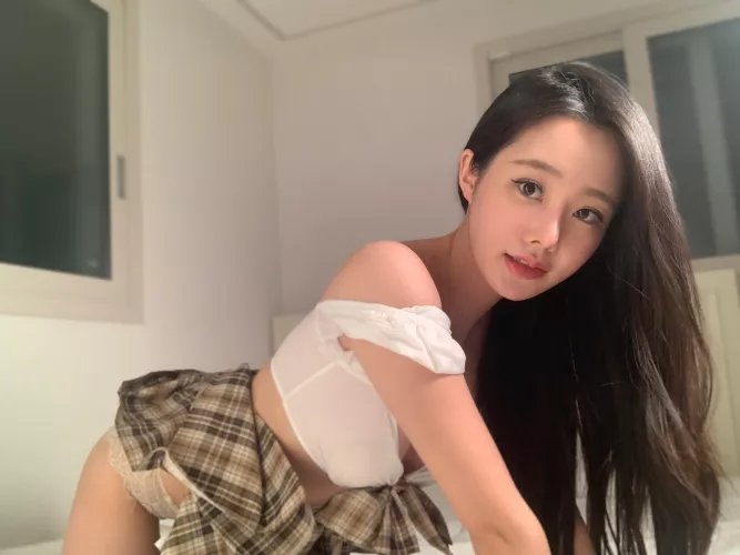 Small curves but all natural