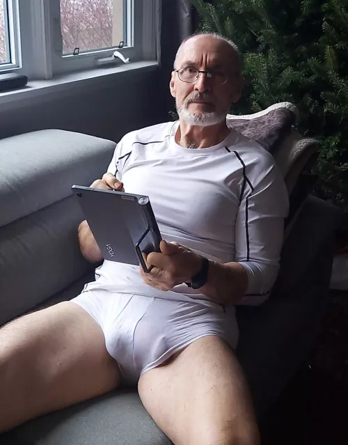 time for a bulge pic at 71 they are still fun to take!!!