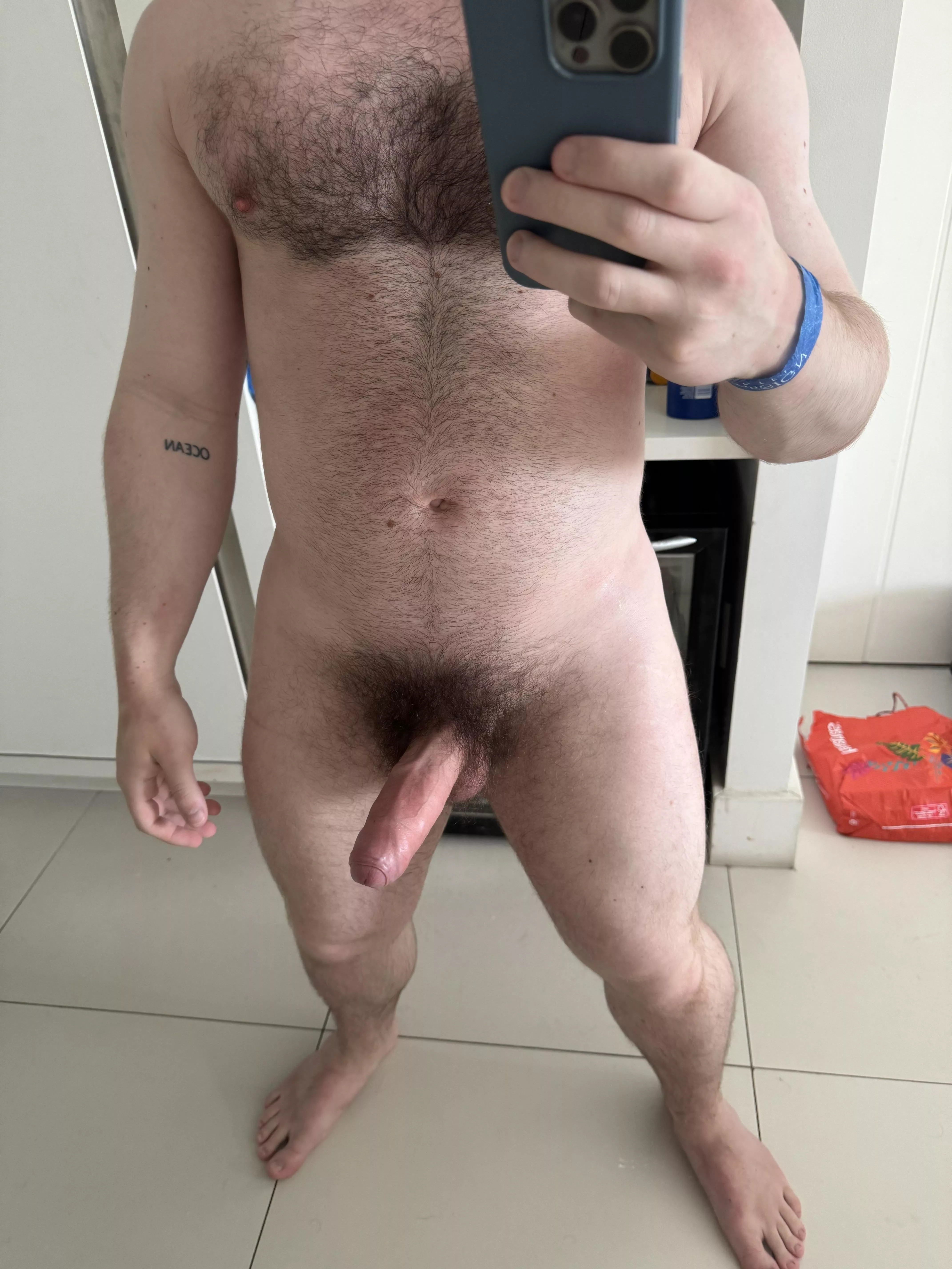 Well, there’s a bit more than chesthair in this pic…