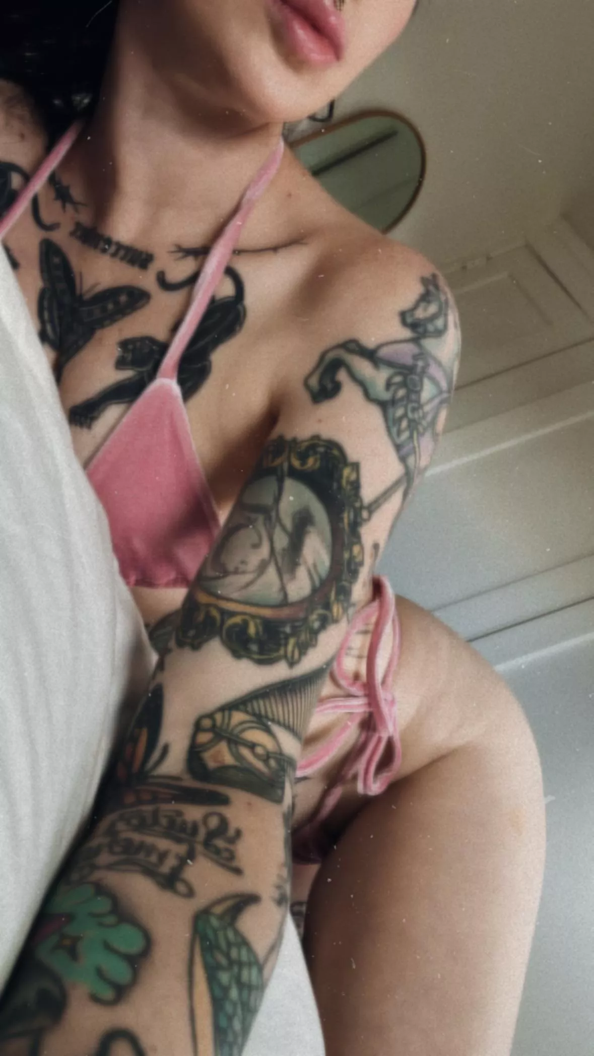 what if i sent u sexy photos while ur in a meeting 😈