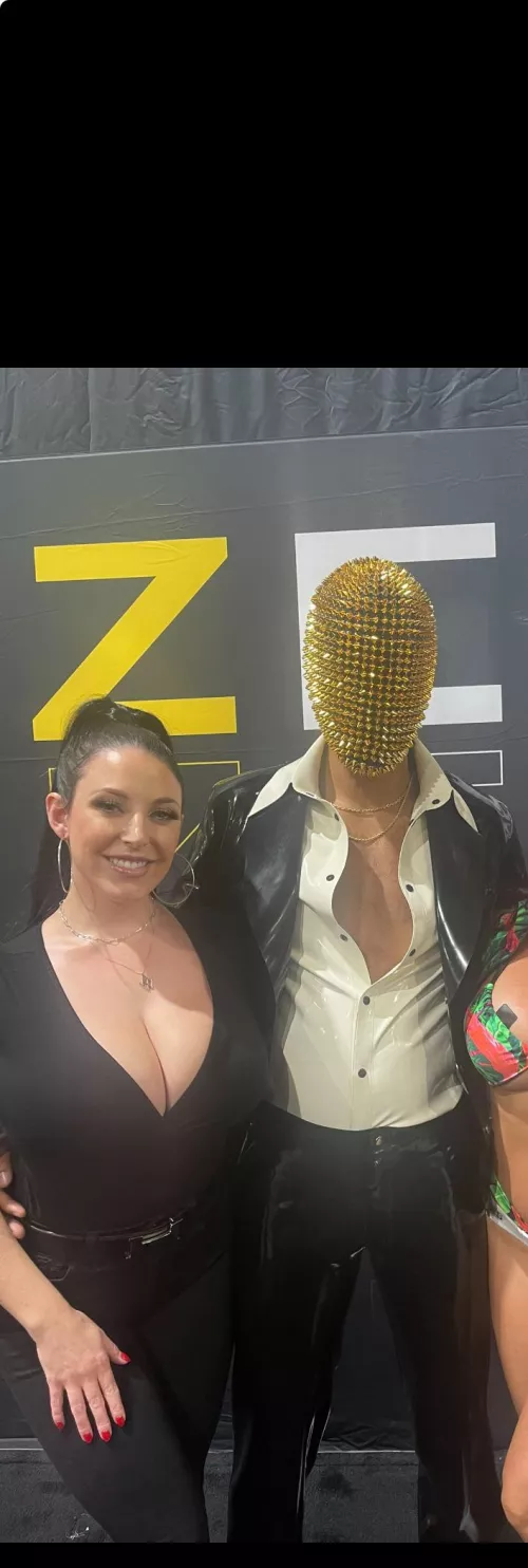 When you finally meet the perfect woman 😍