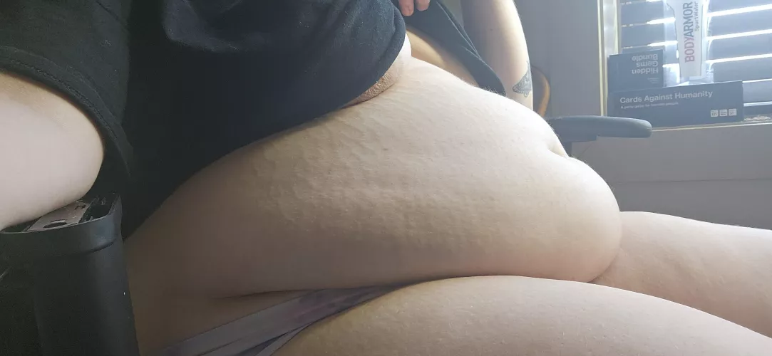 With the way I've been eating lately, I think I've really let myself go 😅🥵