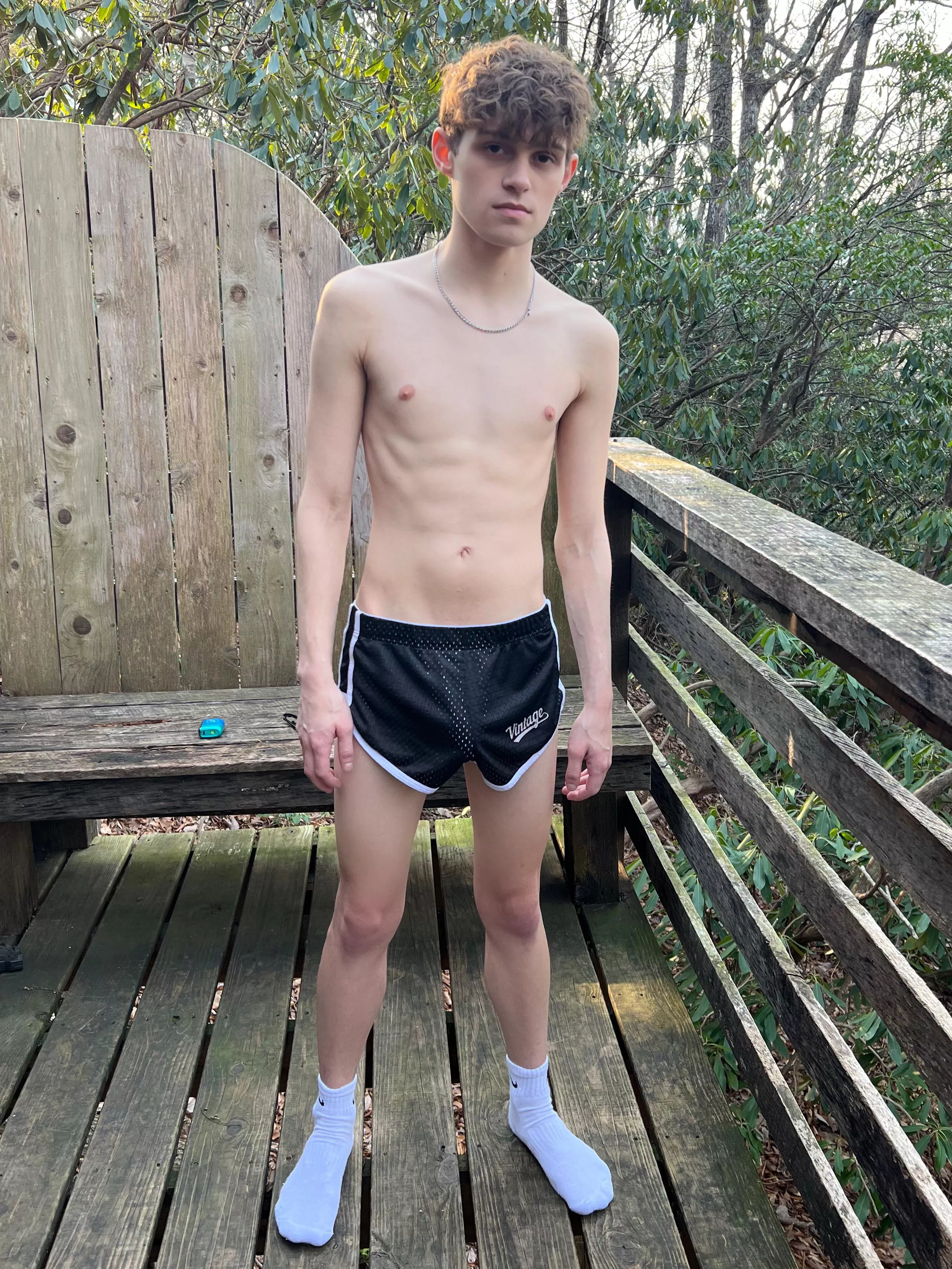 would u make out with me? 