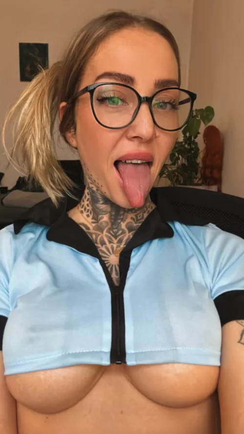 would you Spit on me