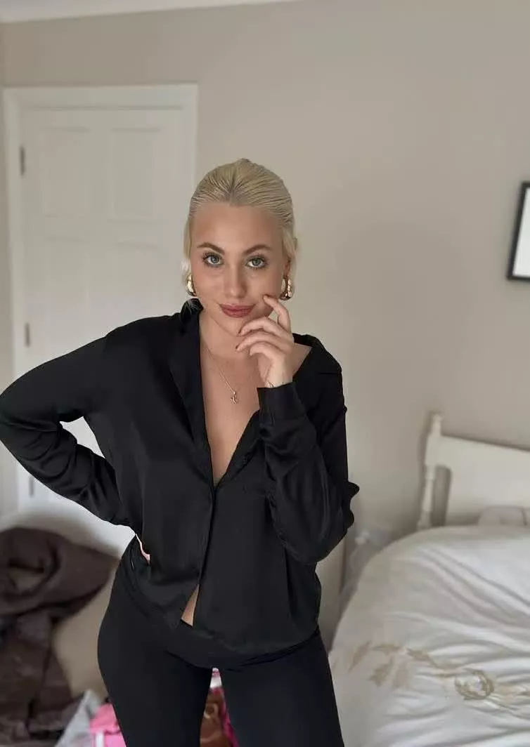 Your favourite cute blonde