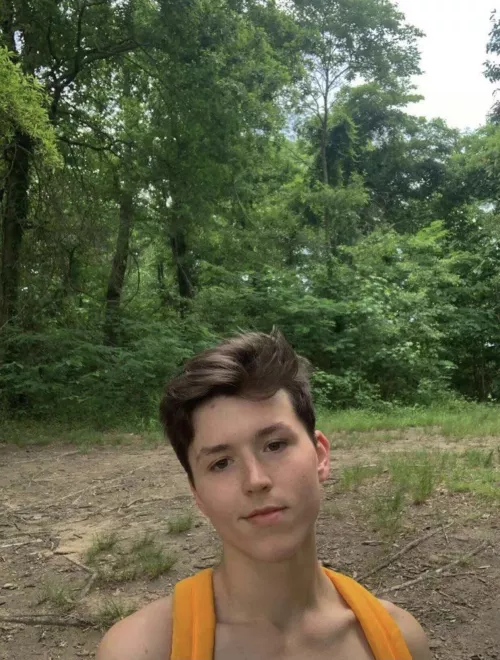 20 gaymer looking for friends (or more!!)