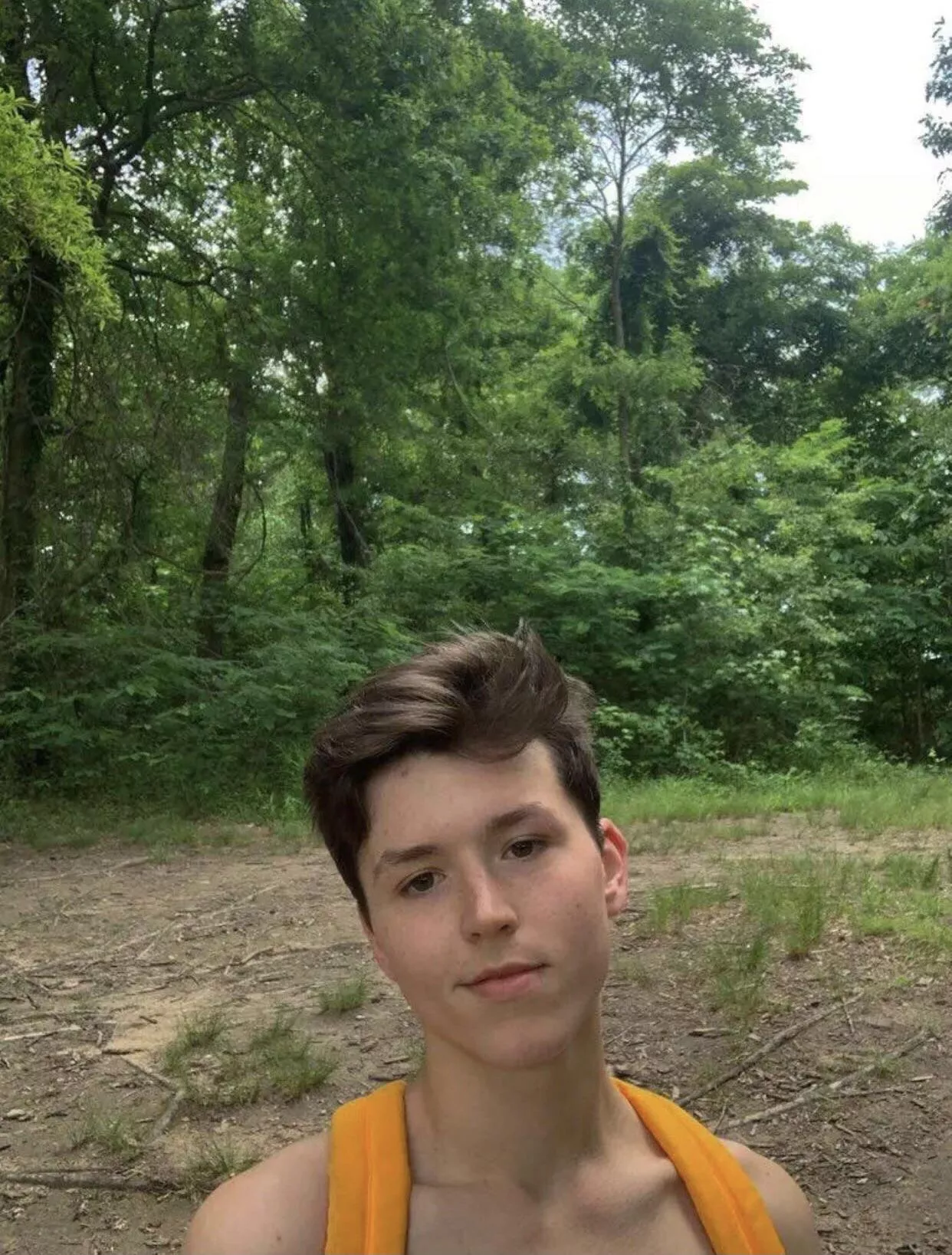 20 gaymer looking for friends (or more!!)