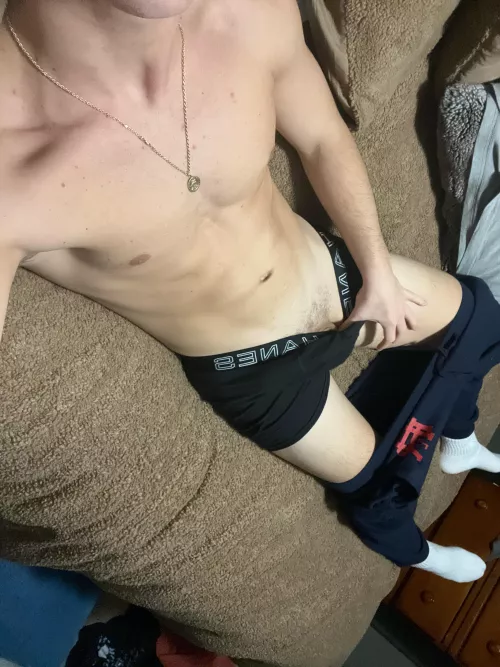 20m CA, tops dm with a pic