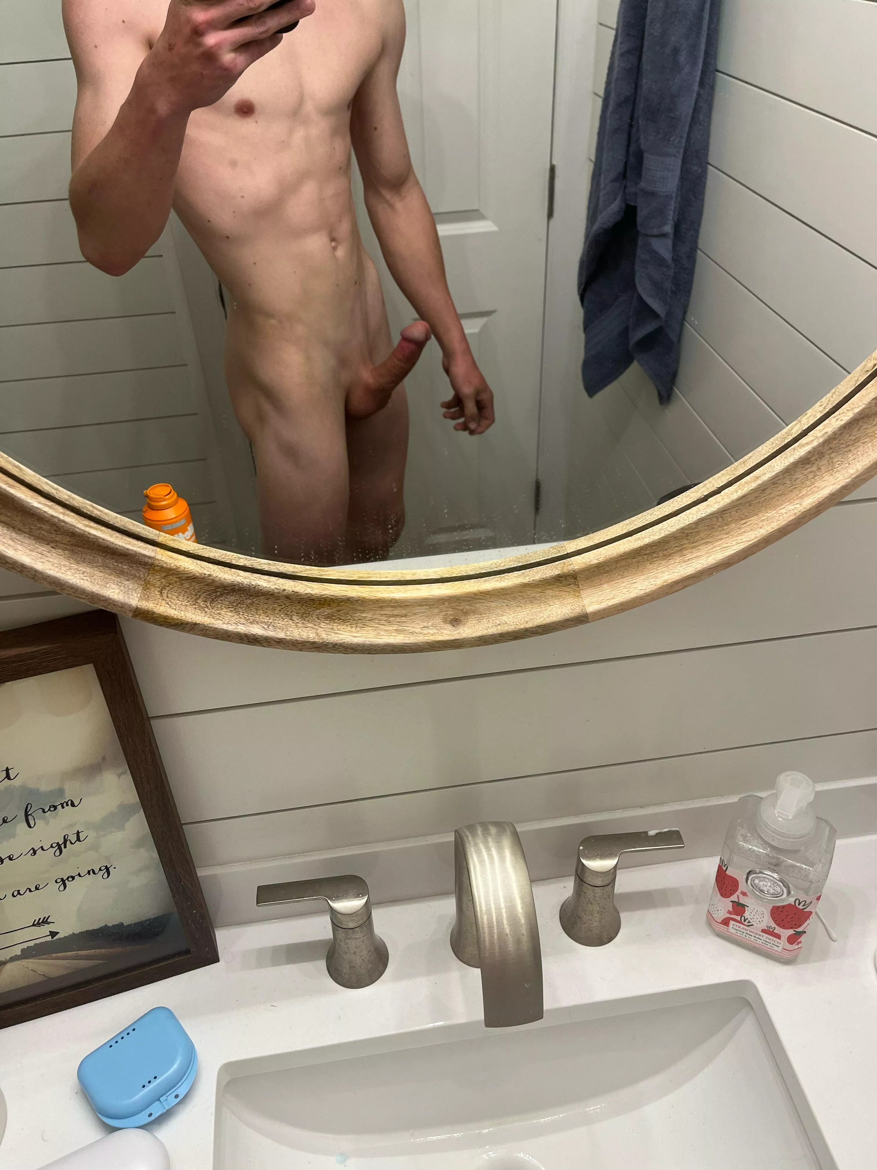 20m n_nick20004. Straigt curious will do anything