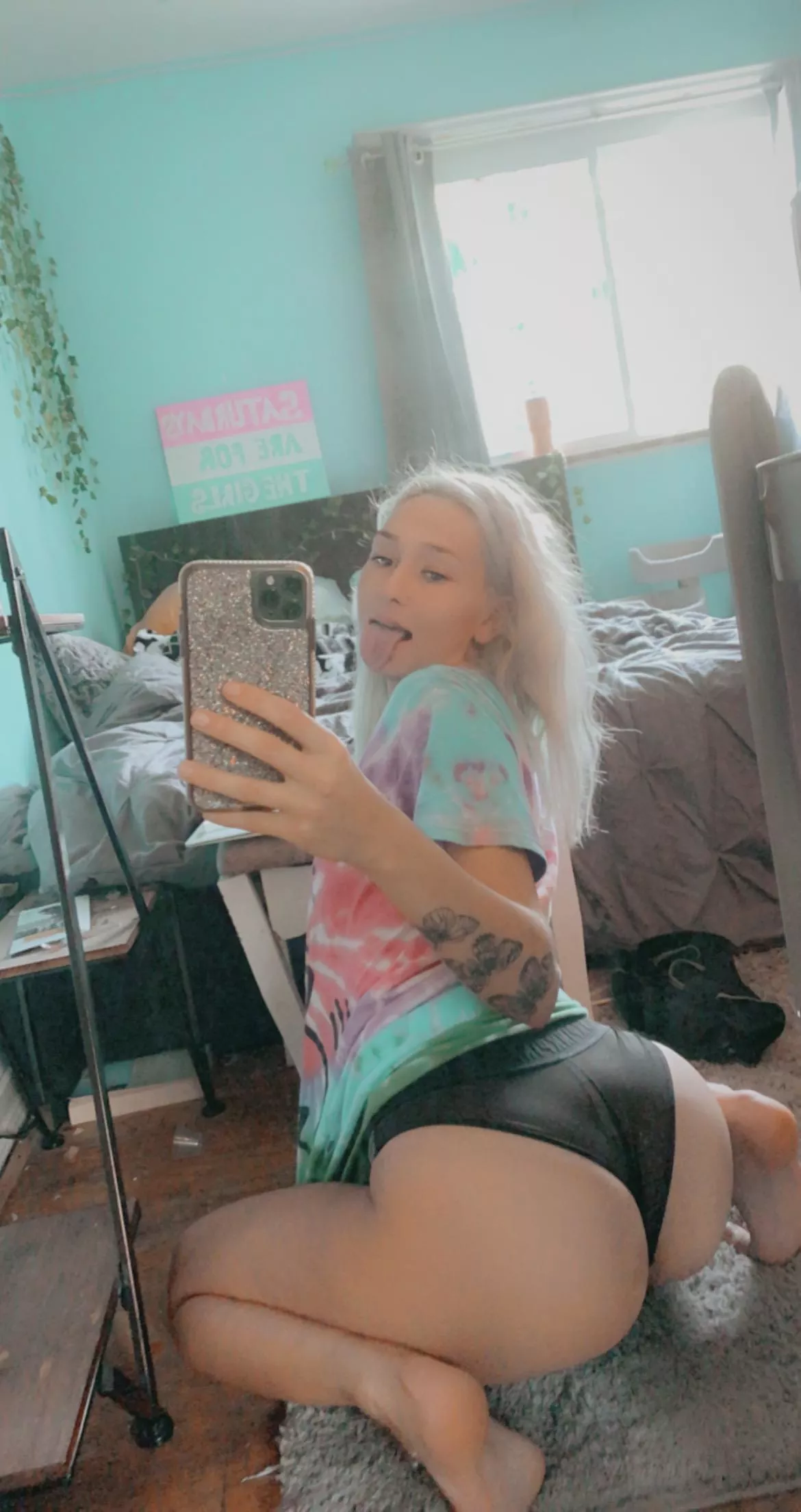 21[F4M] i will send nudes and sext whoever ups this i will swear snapchat : heidicussk19