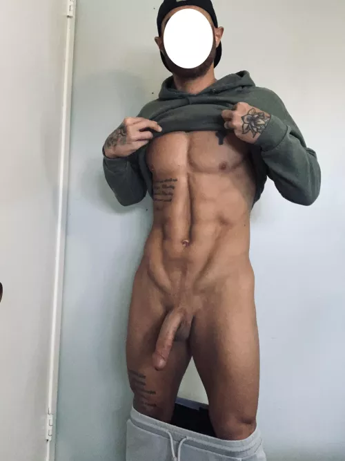 (38) It's a leave my sweatshirt at your place kind of night