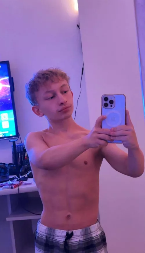 again, phone's too big