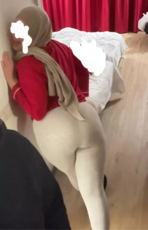 Anyone into hijabis?