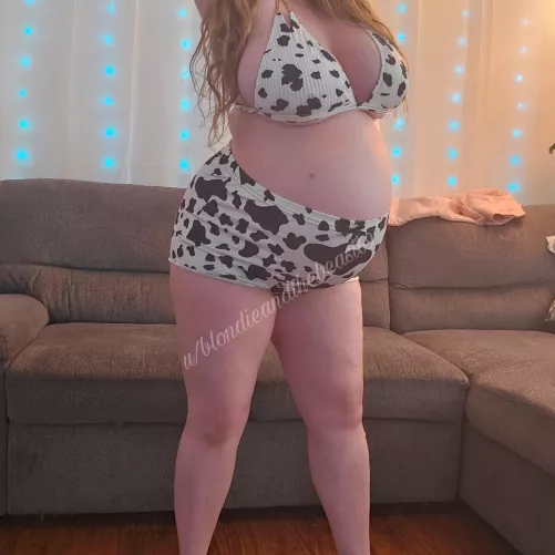 At work and looking at porn, naughty!