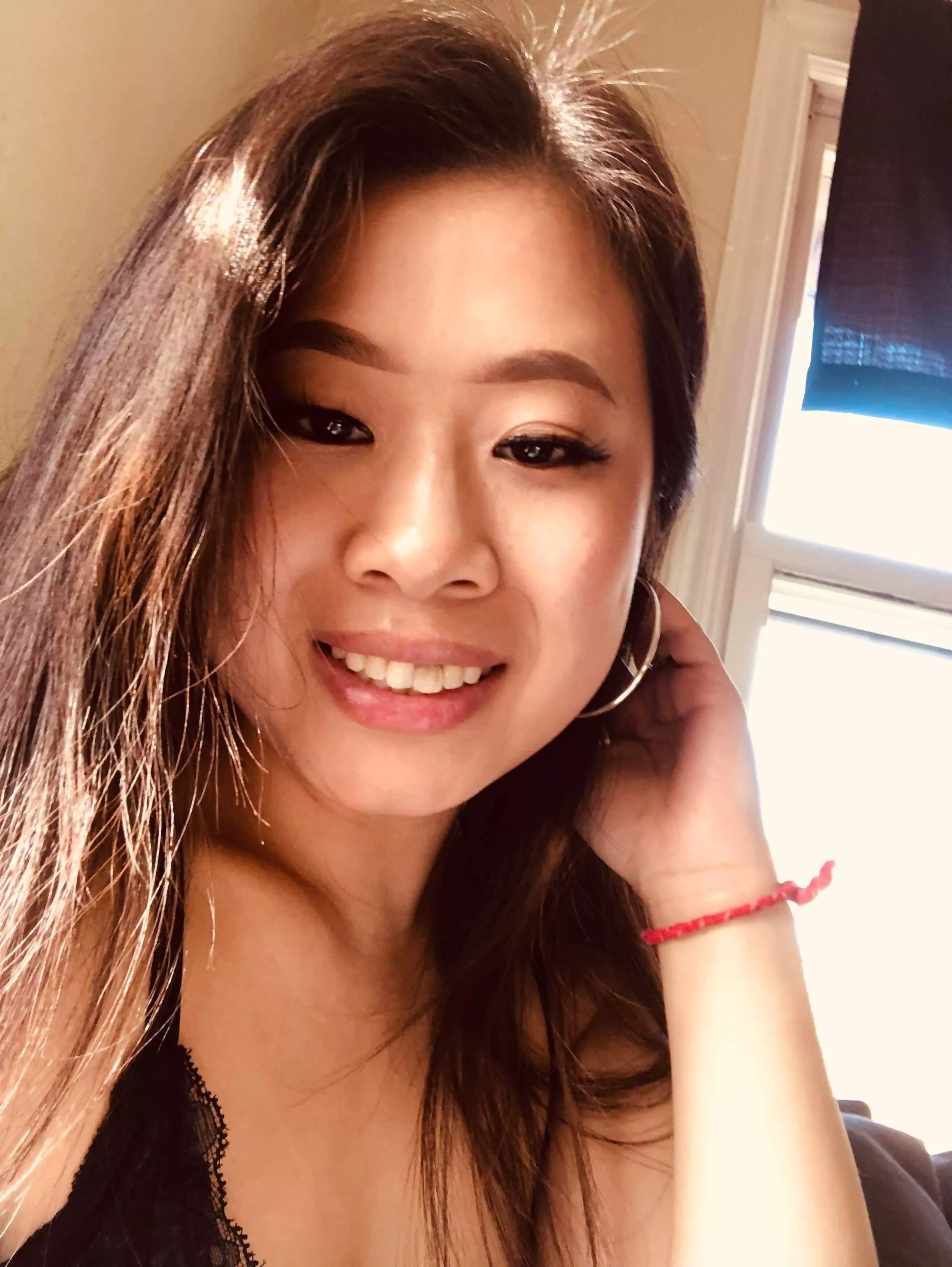 Black lingerie. Smash or pass ?