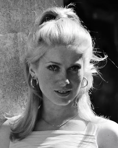 Catherine Deneuve (1965)