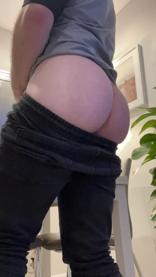 Cute enough to spank? 😁