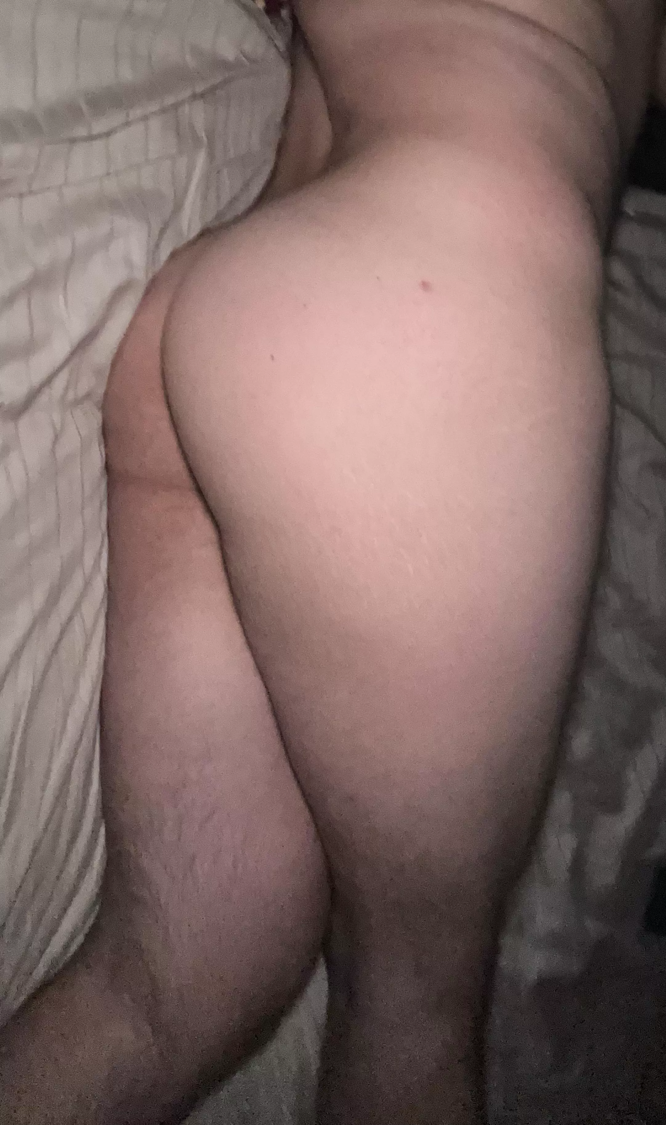 Do we like thick long legs?