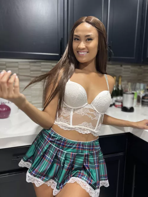 Do you think asian petite girls are hot?lmk