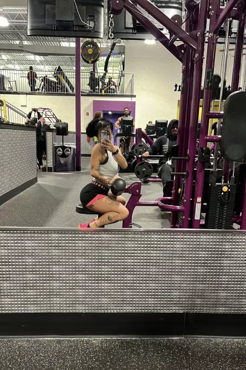 (F) One day they’ll catch me fingering myself in the massage room 🤭