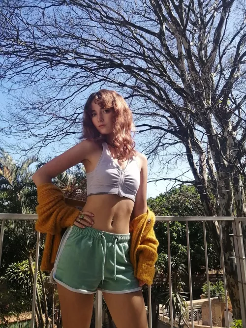 feeling fun and flirty in my yellow sweater today F18