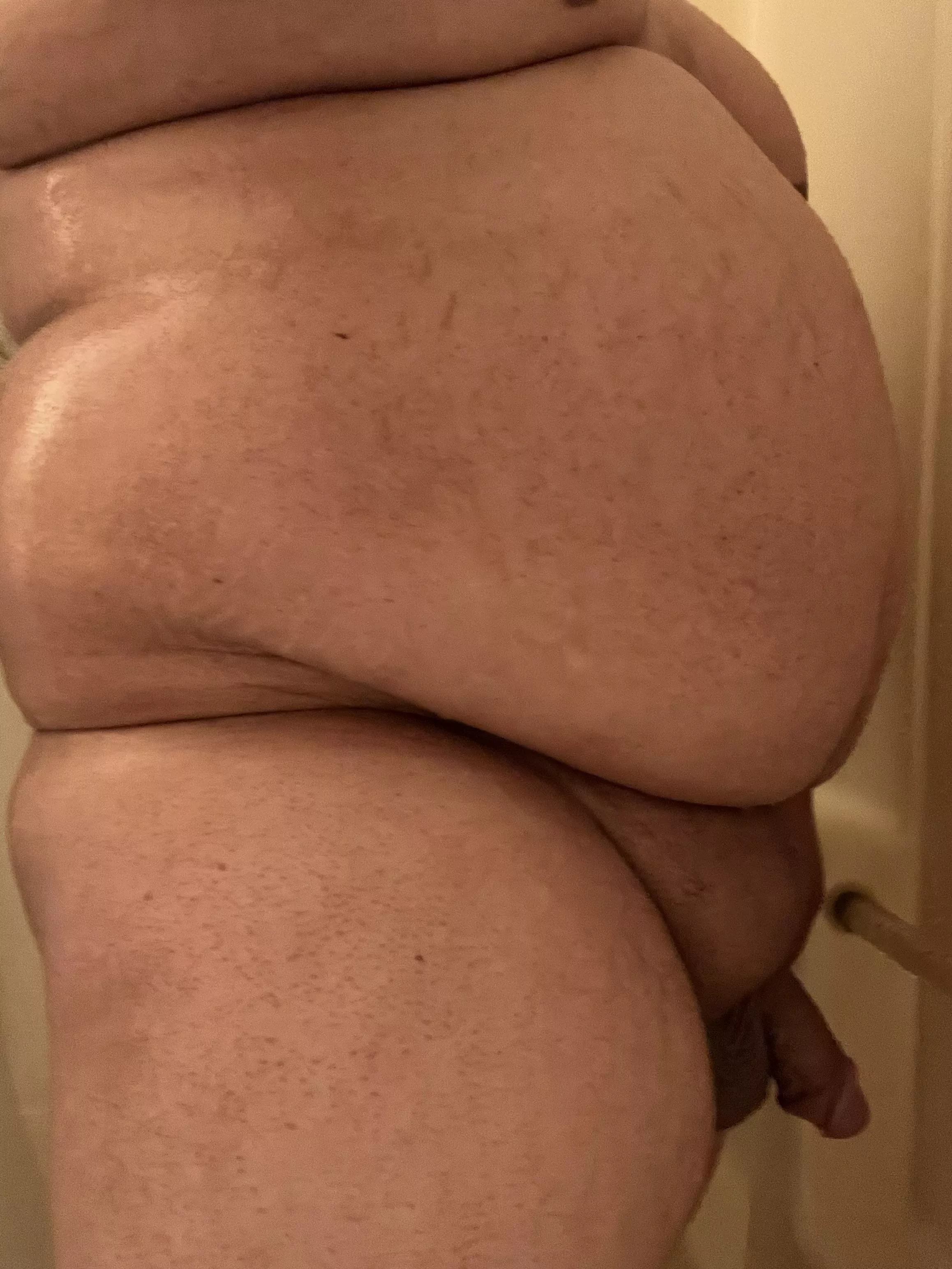 Here’s a side pic for ya