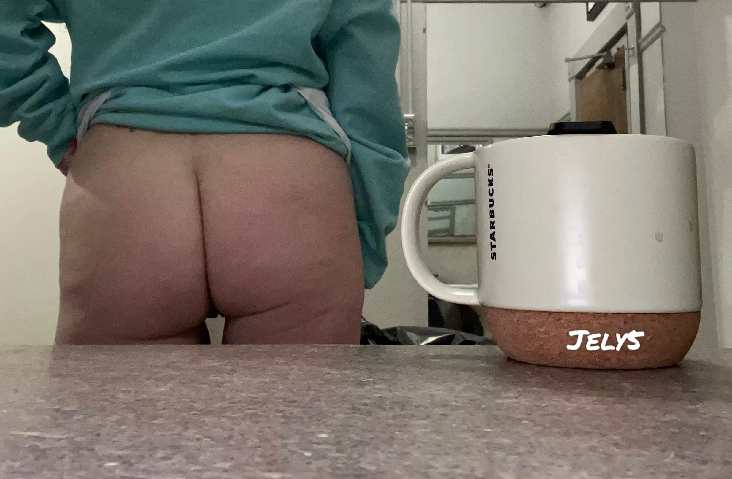 Hit the ground running yet again, here’s to work booty.