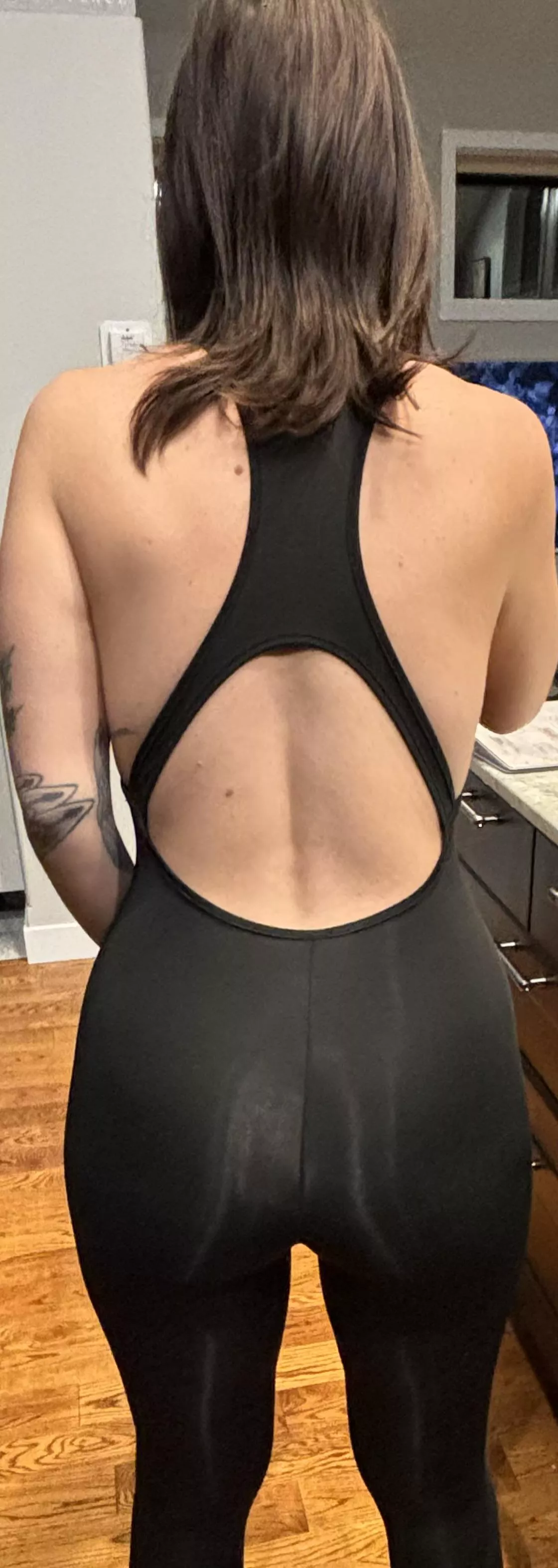 How about this one piece?🔥