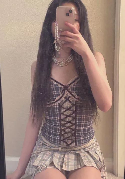 I love plaid clothing 