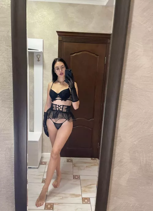 I love teasing men with my feet:)