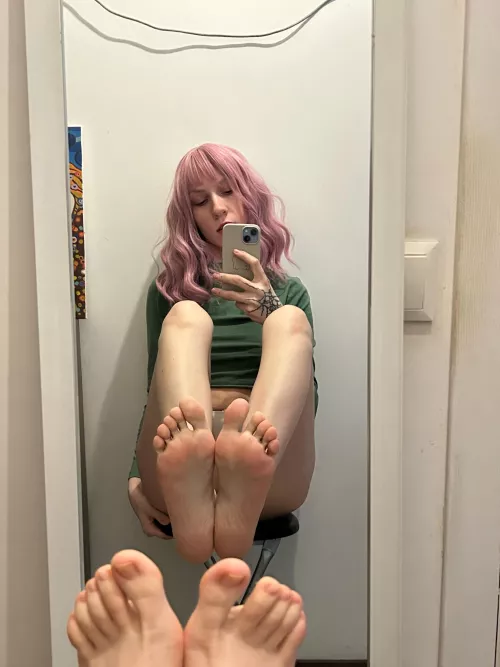 I want foot massages