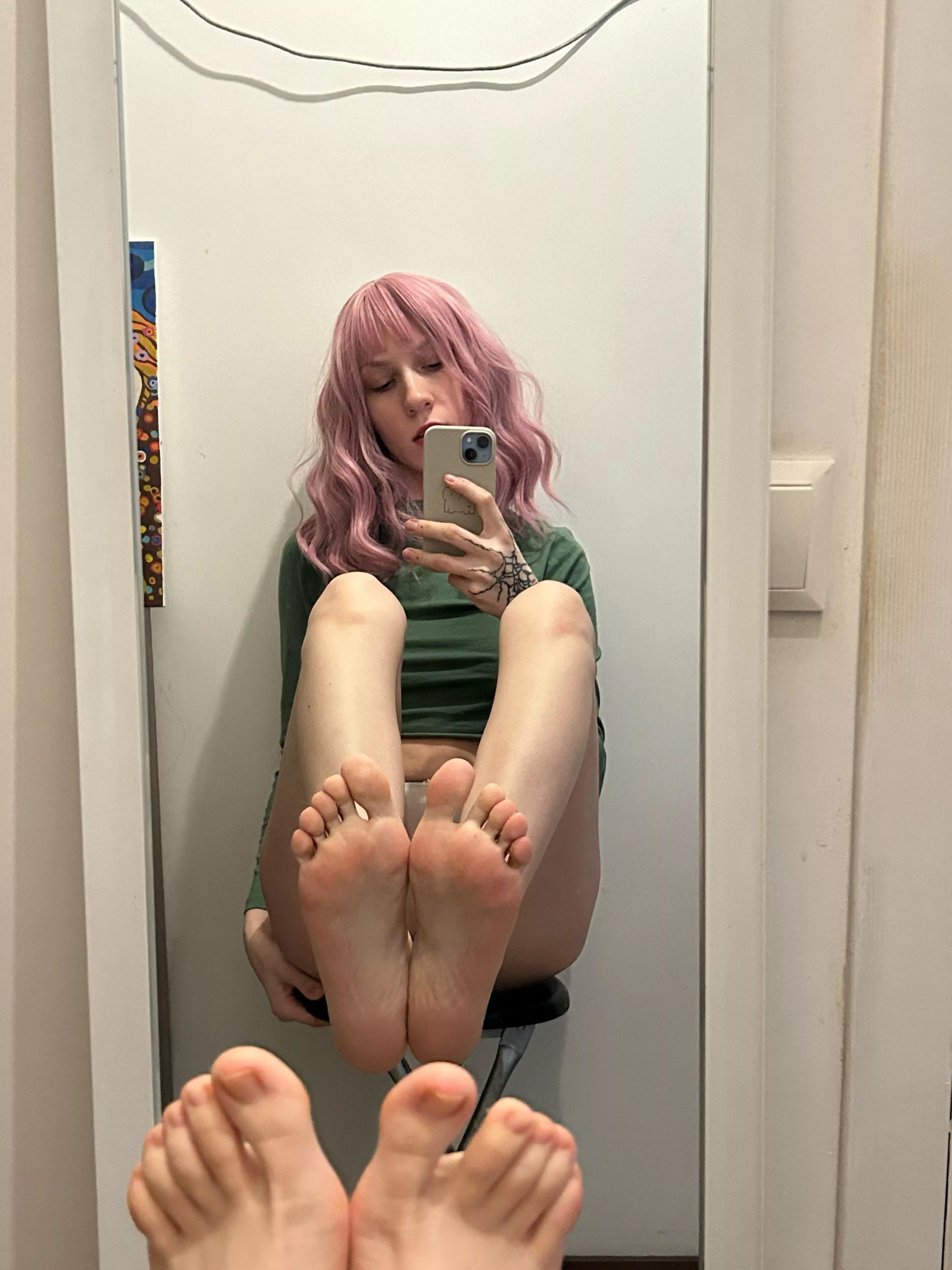 I want foot massages