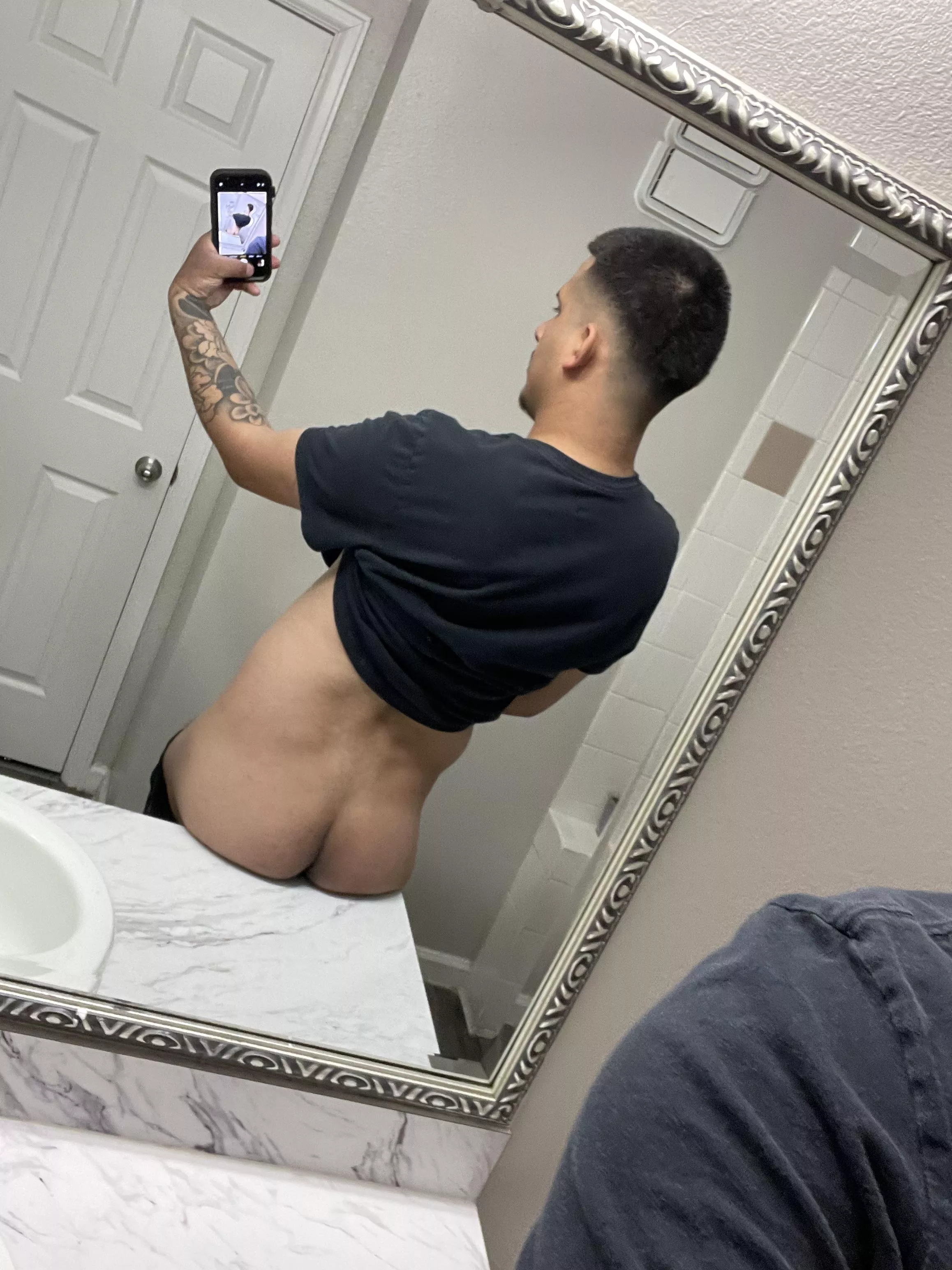 Im not gay i just like knowing someone wants this ass