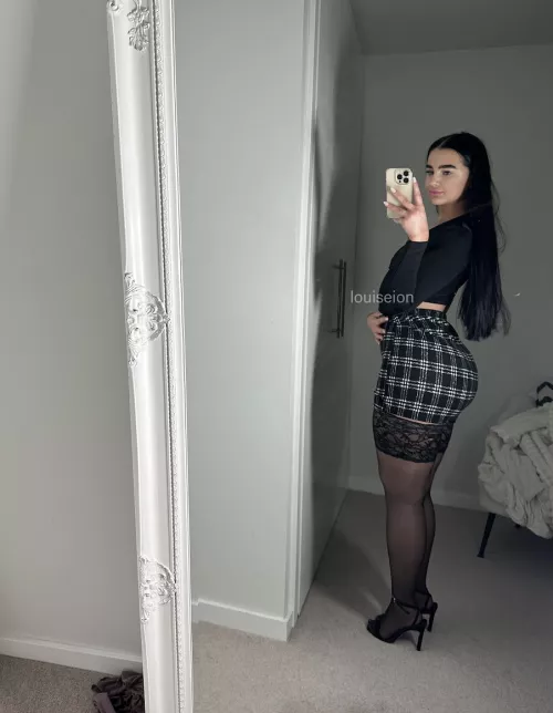 Is this skirt tight enough?