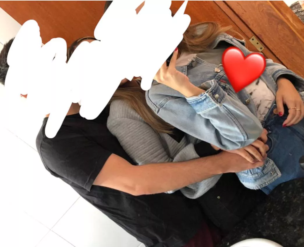 Me and my boyfriend’s other girlfriend... she loves to roll in him and I kiss her mouth with his sperm