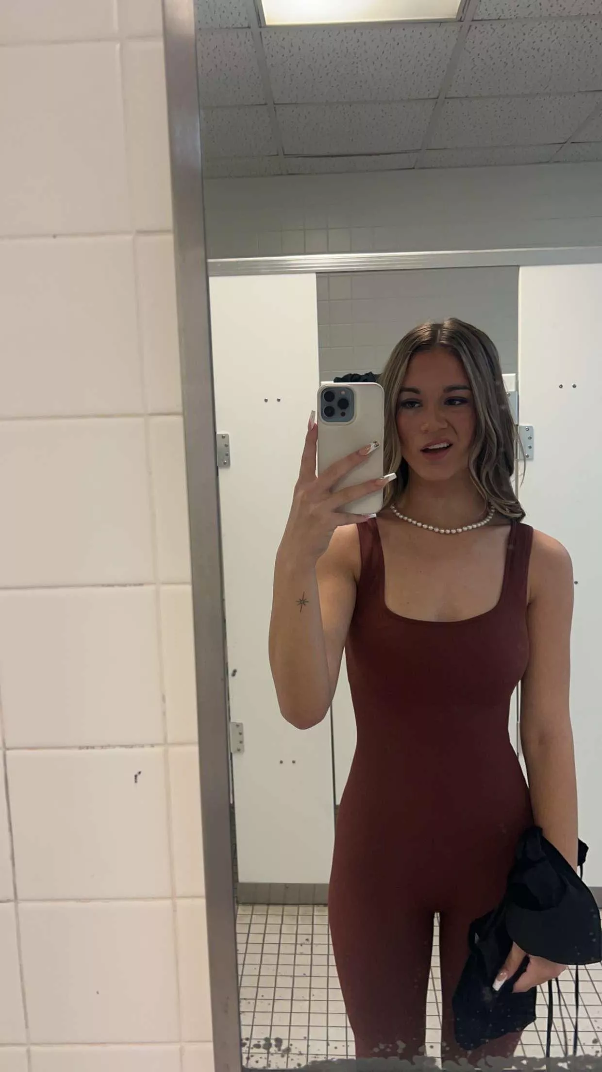 My school's bathrooms sound like a nice place to have a quickie