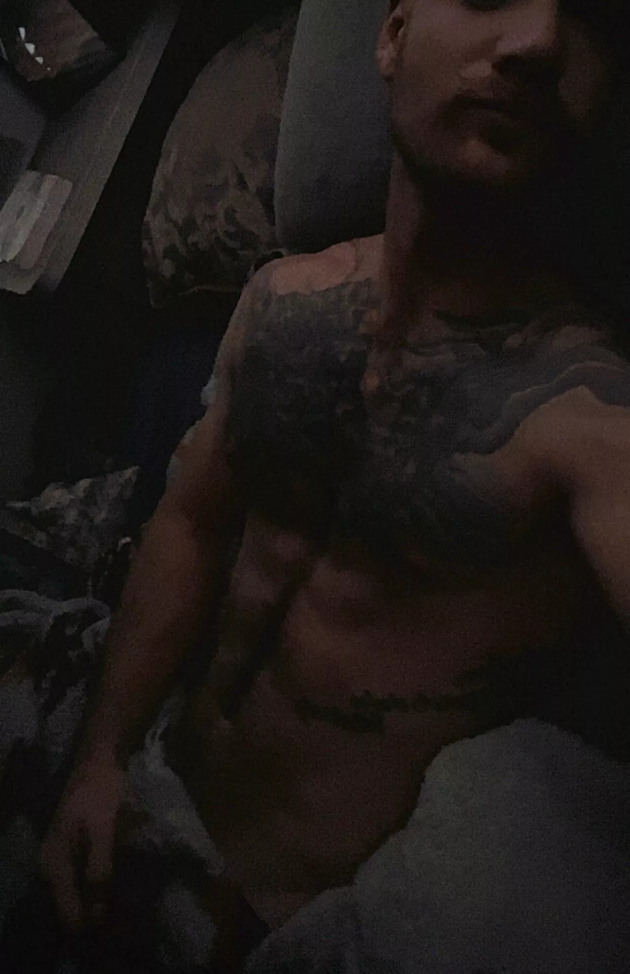 Nobody likes a blank profile 😈