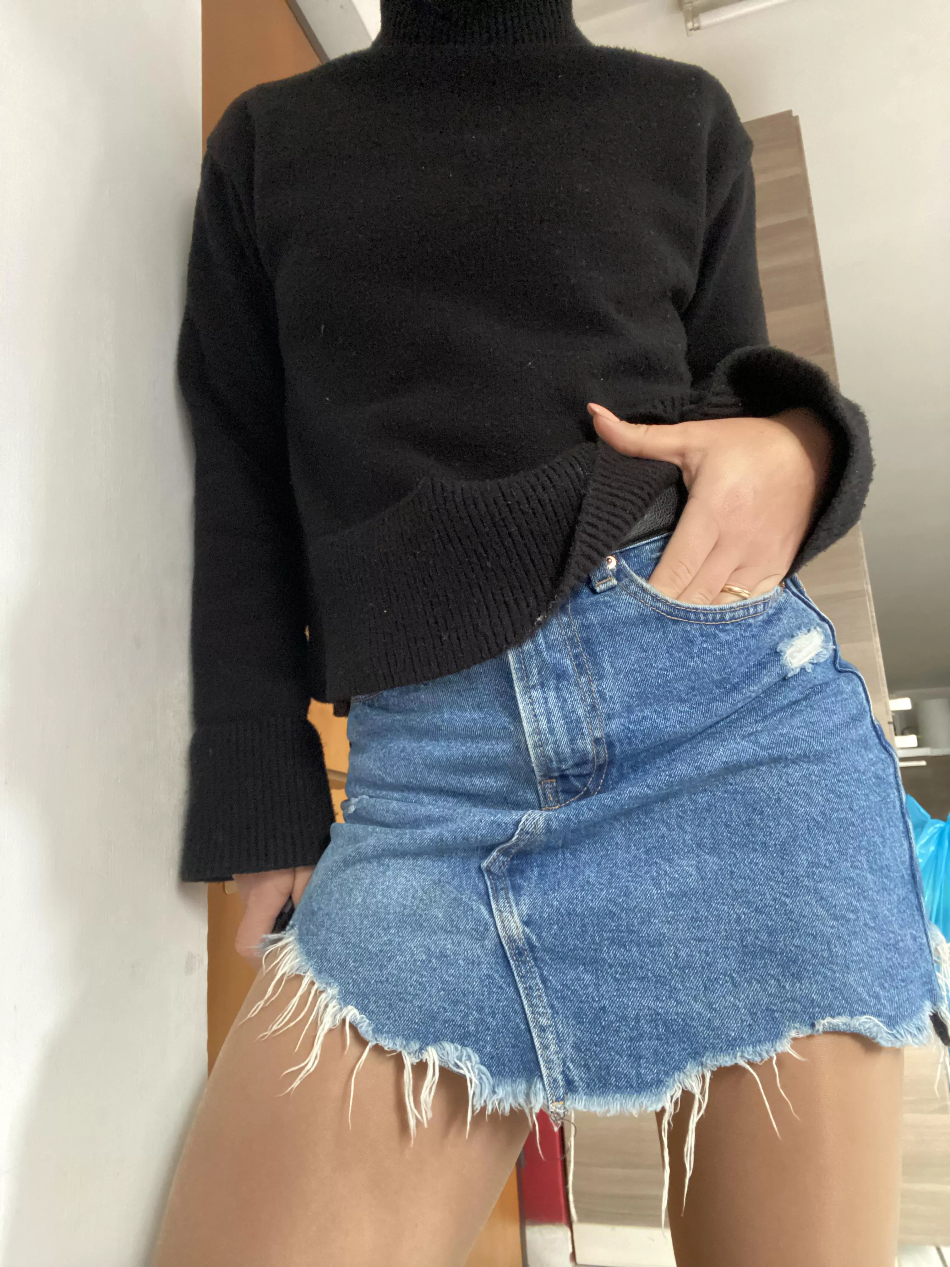 Pantyhose and denim skirt! I love it! 