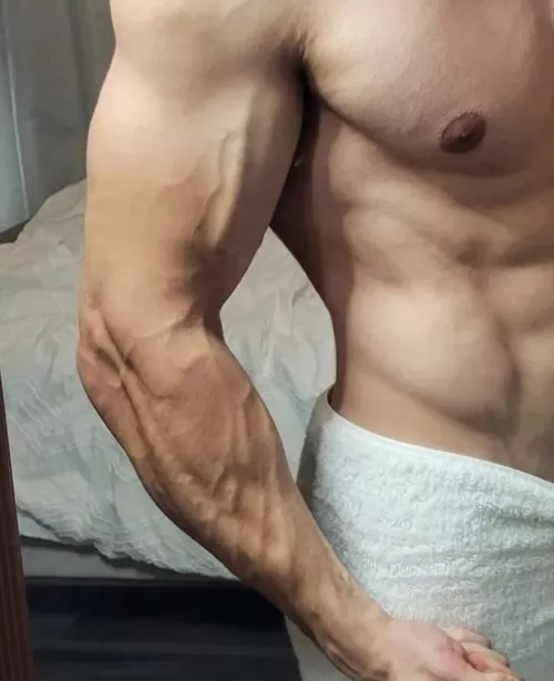 Shredded one 💪🏼😈🔥