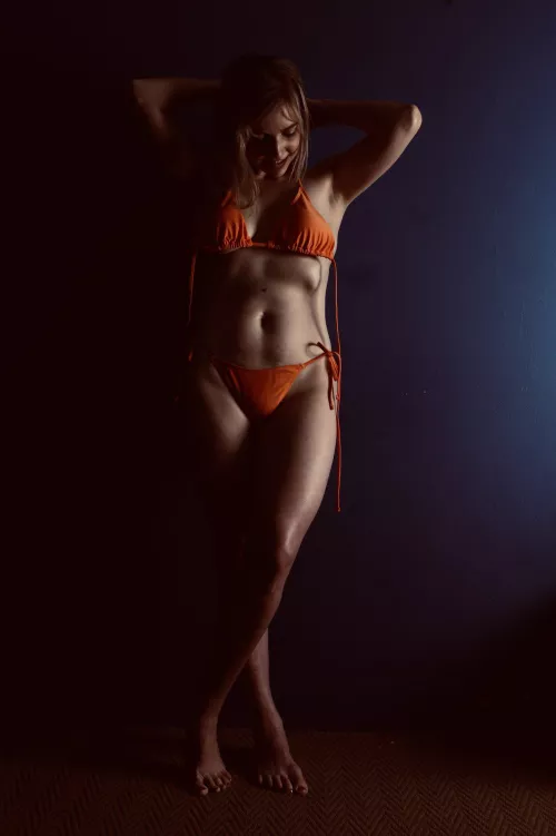 Silky strands and a seductive smile