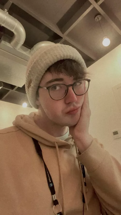 Stuck in a constant state of Boredom and wanting to play games and bored of playing games 