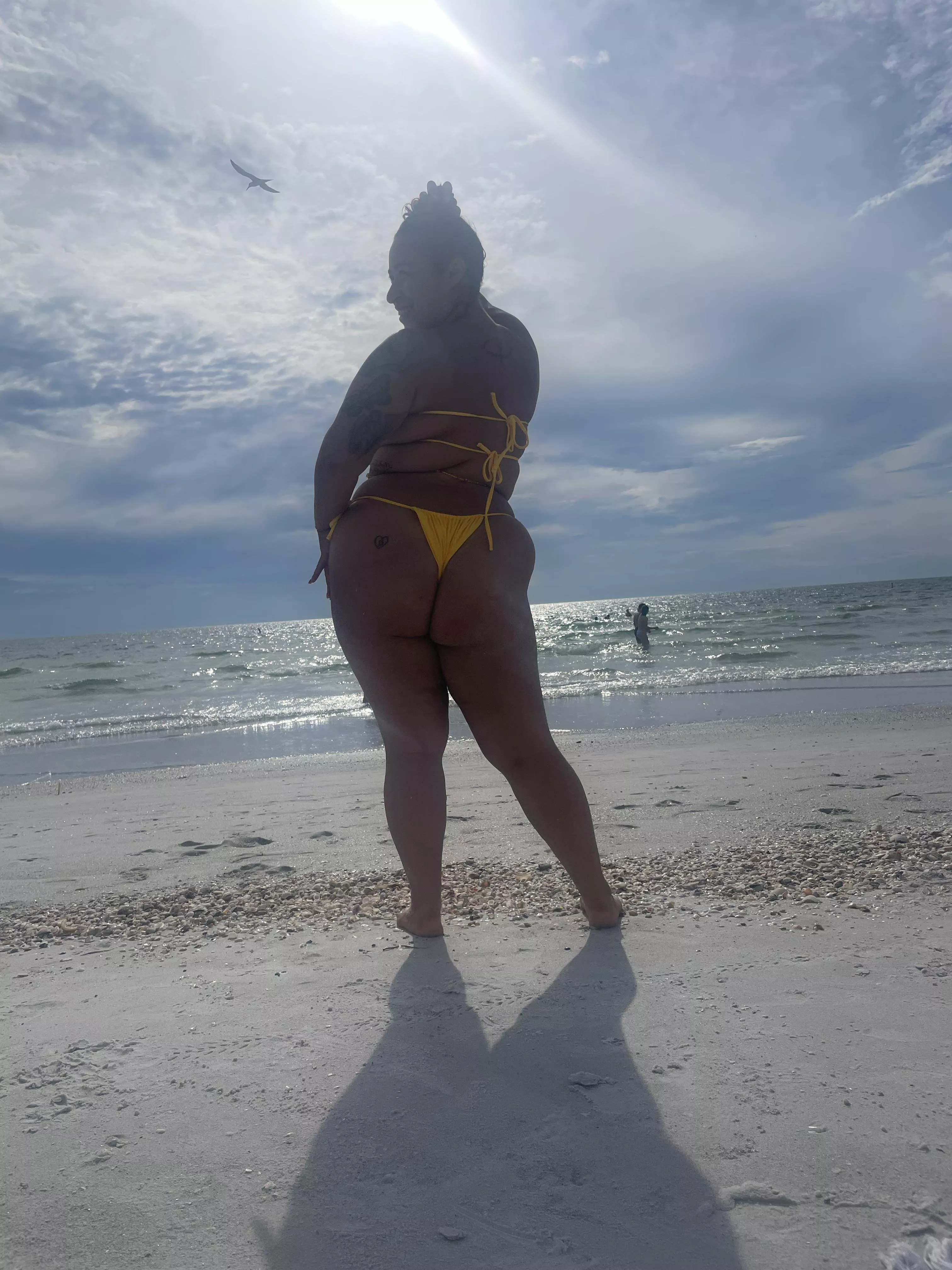 Two piece yellow💗