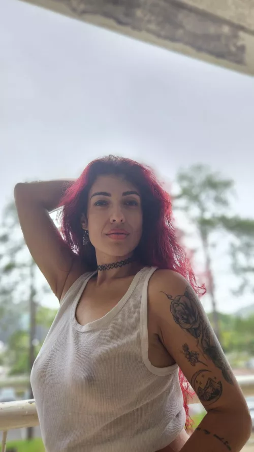 Visiting my old campus, braless now like I always walked around here, 20 years ago.