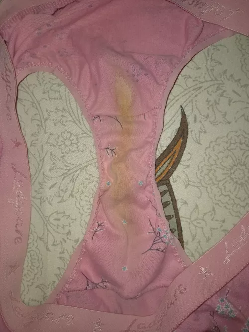 Who wanna sniff this thong