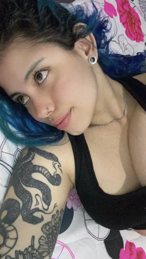 Would you skip work and cuddle with me all day?