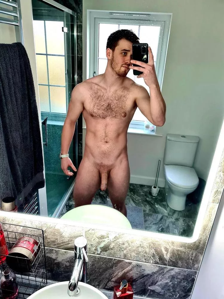 You have no idea how horny I was this morning when I took this pic for you. With love.