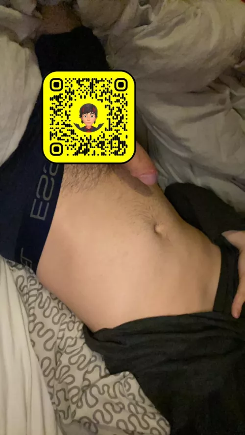 Young skinny boys hmu;) kyle_kek