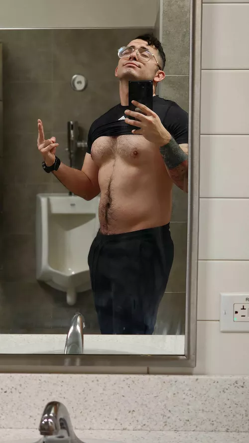 26 y/o Chest day progress 😌 